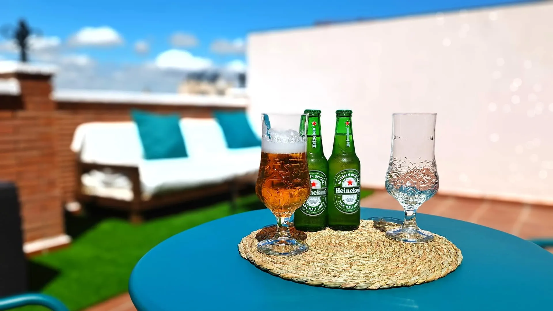 Amplia terraza con privacidad total 4